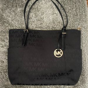 Michael Kors purse, medium size